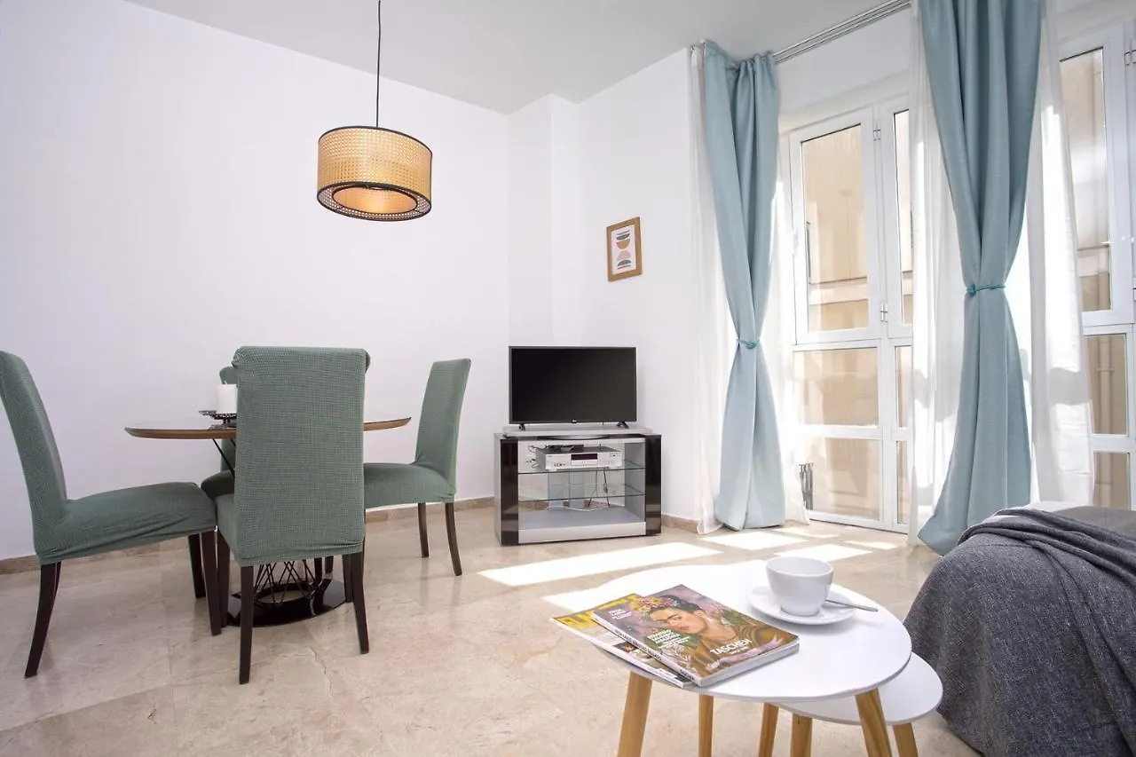 شقة -Malagasunapts-Central Historic Heart